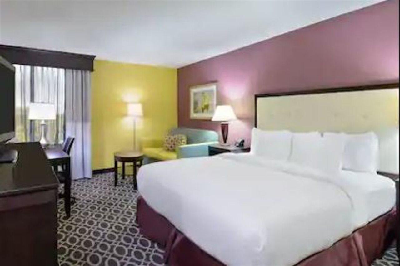 Hotel Doubletree By Hilton Richmond - Midlothian Exterior foto