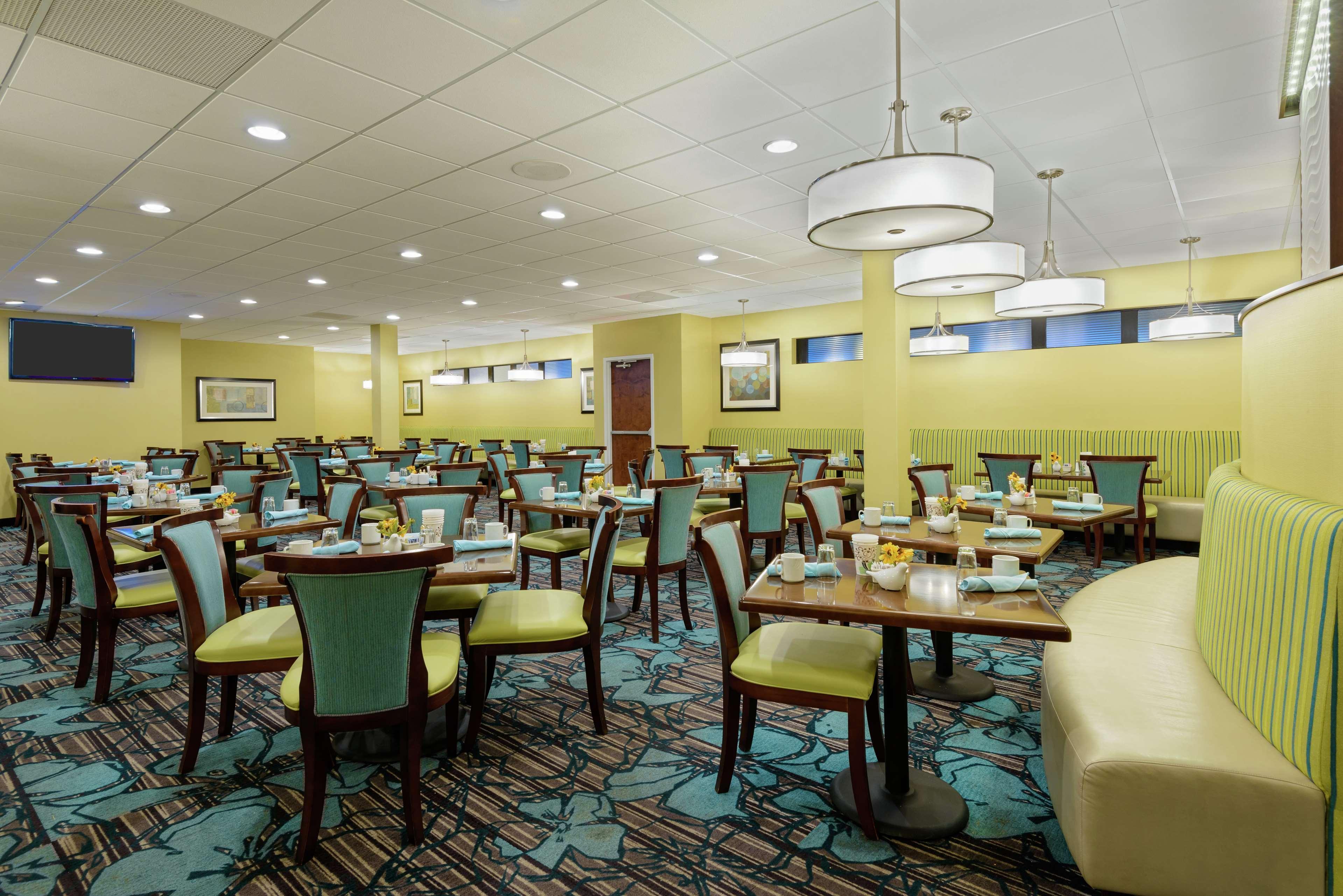 Hotel Doubletree By Hilton Richmond - Midlothian Exterior foto
